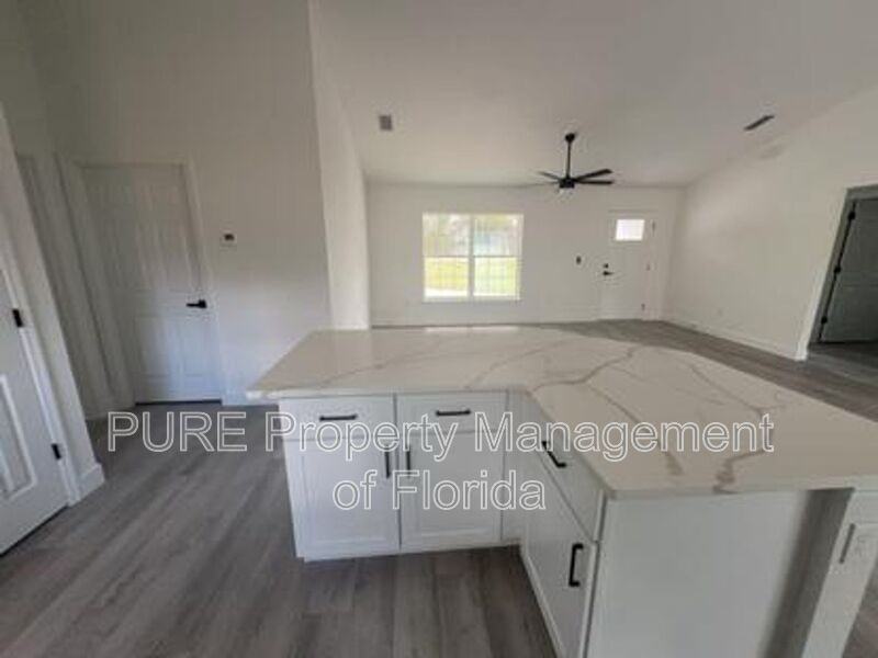 5787 Nwavenue - Photo 7 of 50