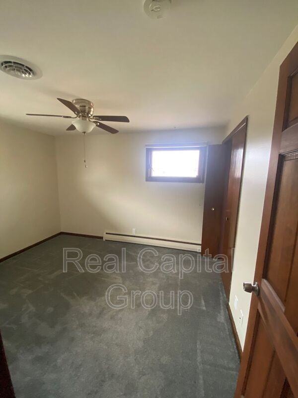 61 Dennis Ln - Photo 6 of 10