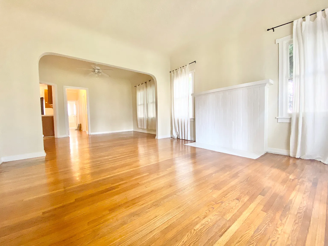 368 N Ogden Dr - Photo 3 of 5