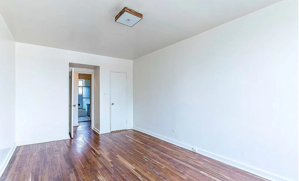 11020 71st Ave - Photo 2 of 5