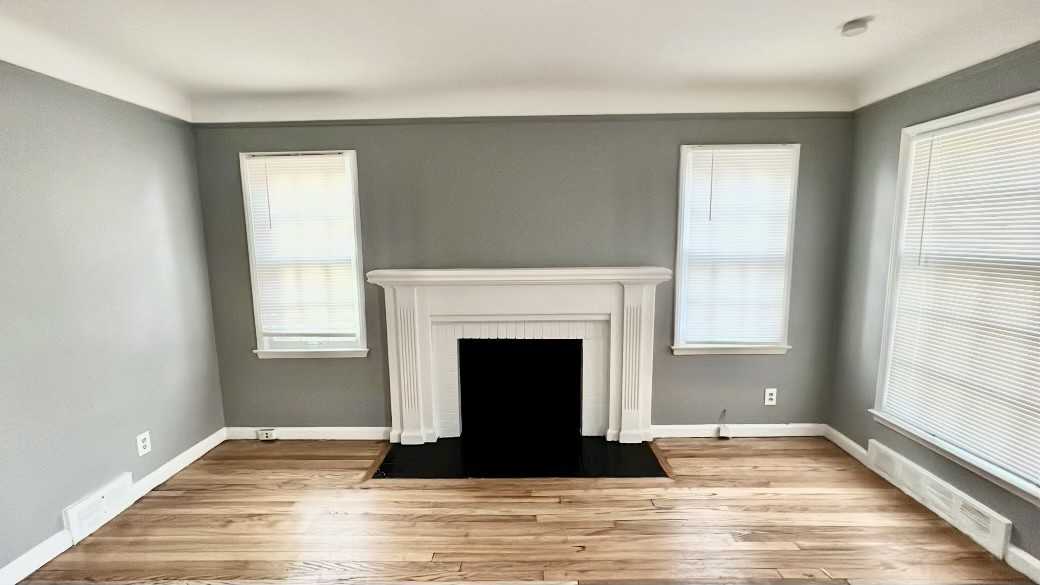 16306 Collingham Dr - Photo 4 of 15