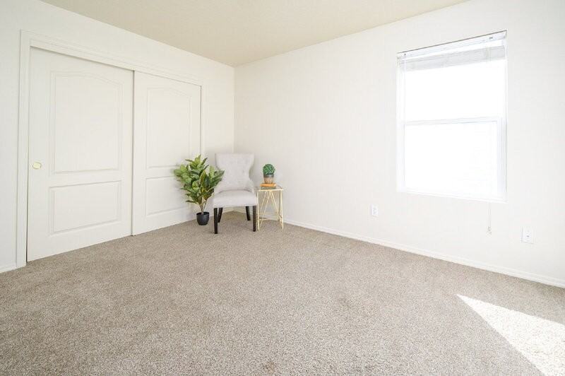 6561 S Covewood Way - Photo 7 of 19