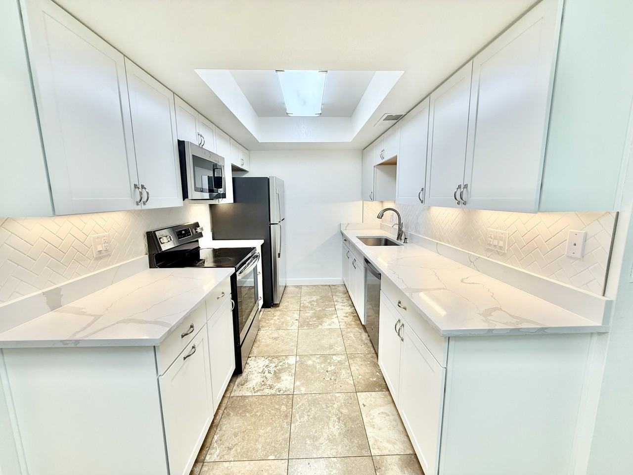 8546 E Belleview St - Photo 2 of 19