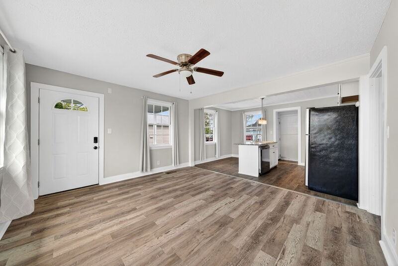 1114 Mckenzie Ave - Photo 5 of 20