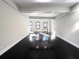 featured image of 123 E 37th St