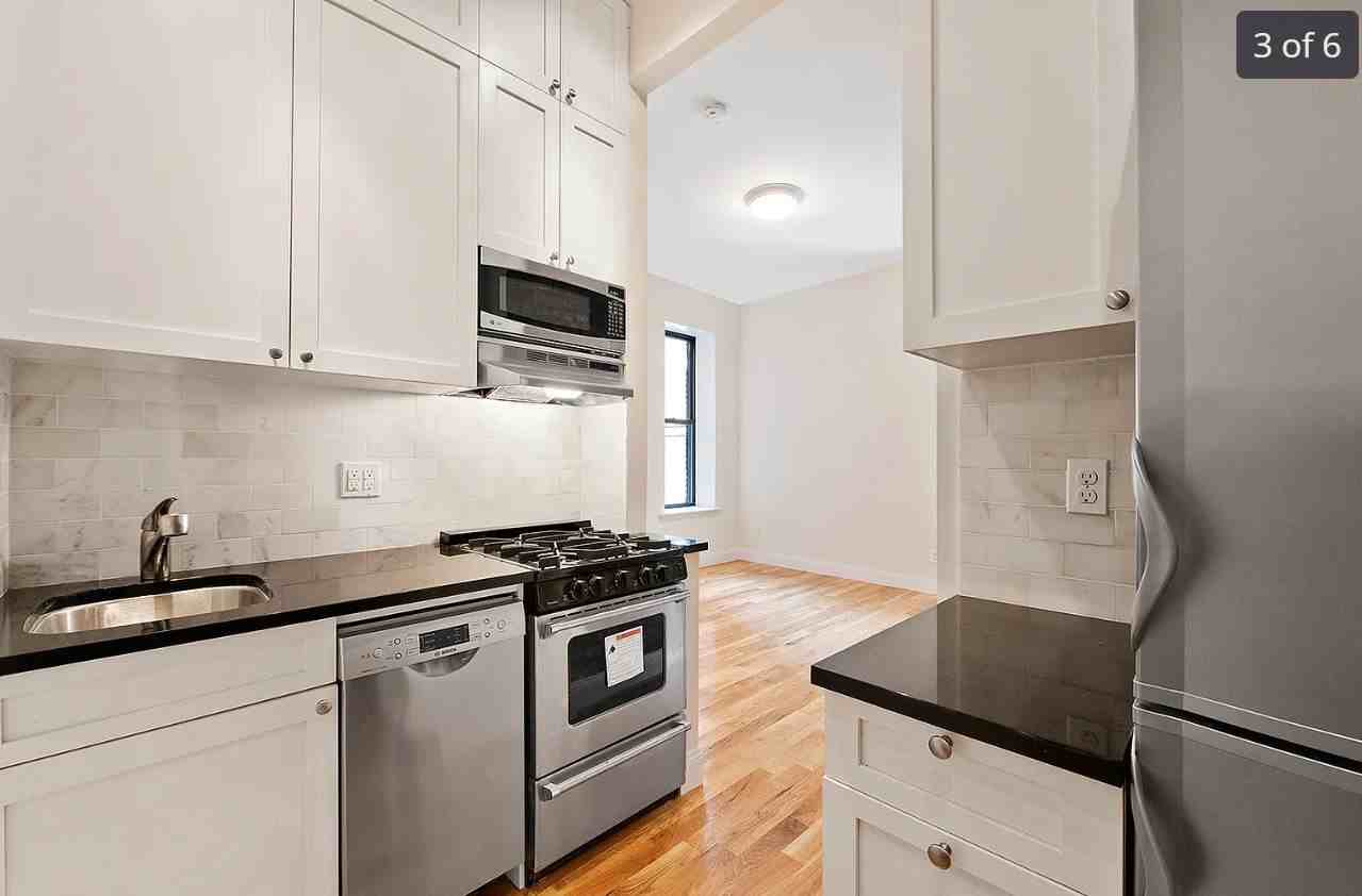 244 Riverside Dr - Photo 3 of 5