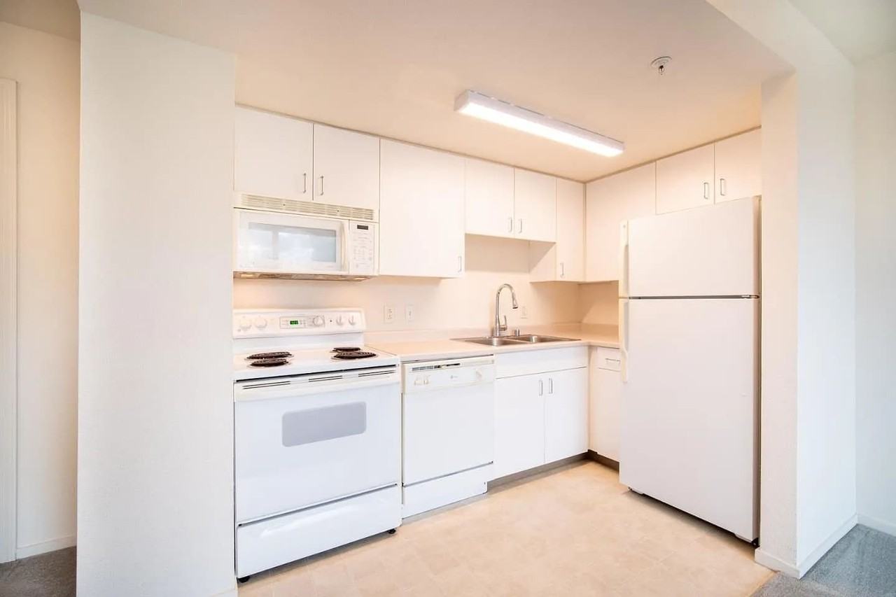 8200 Oceanview Ter #412 - Photo 7 of 11