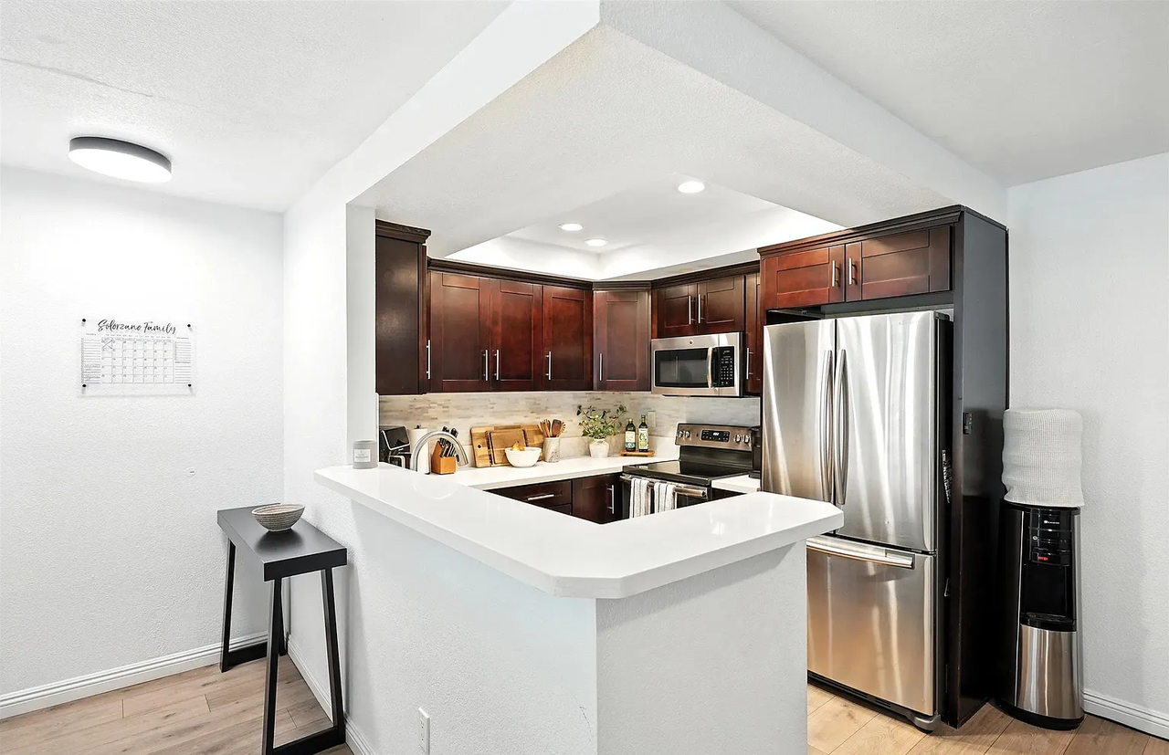 110 N 2nd Ave #40 - Photo 5 of 15