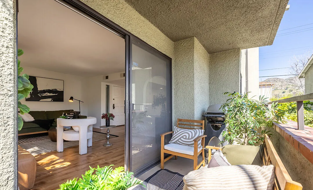 1809 Peyton Ave #114 - Photo 4 of 10