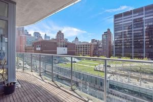 featured image of 555 W 59th St #11E