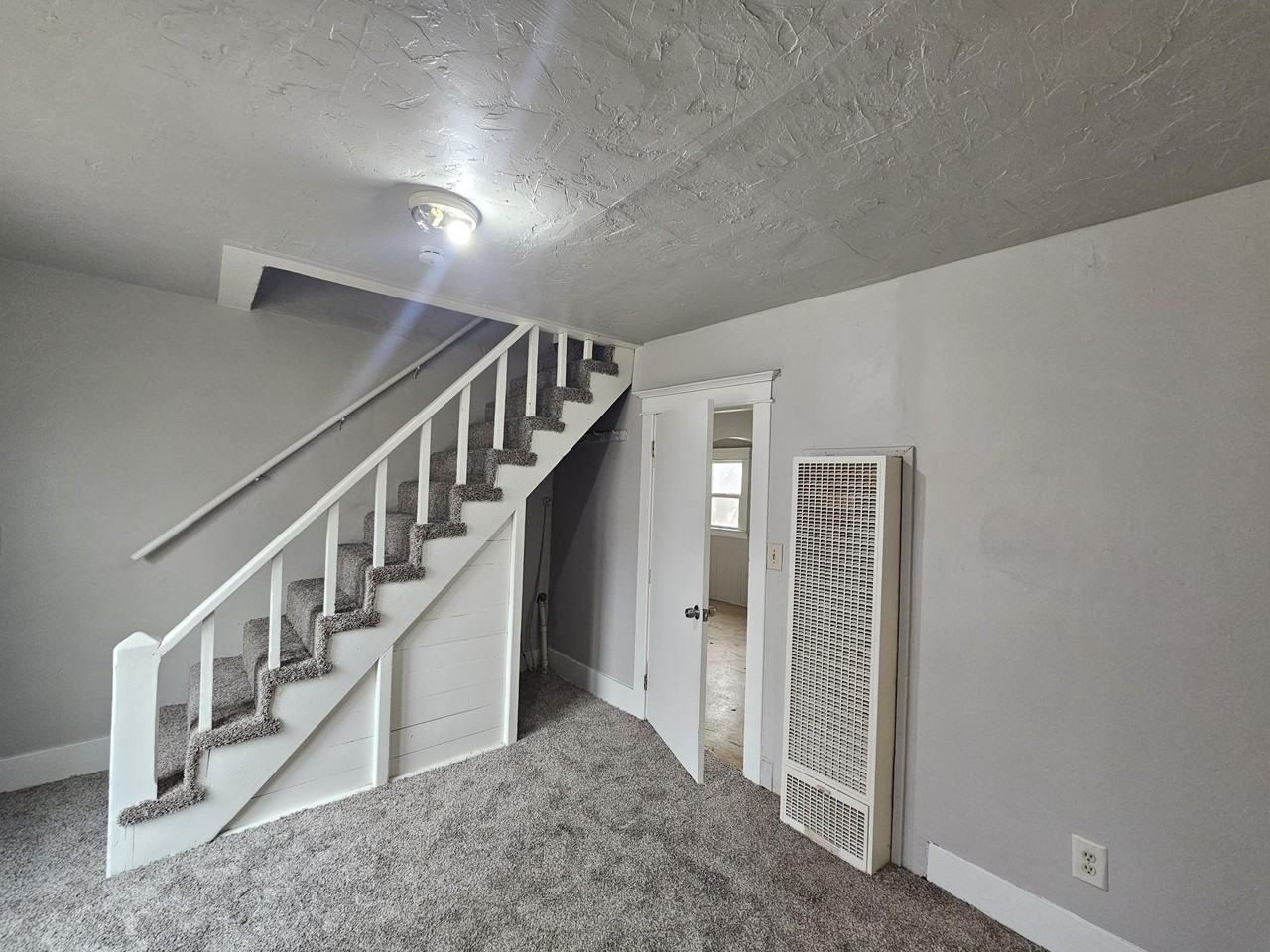 4022 Denver St - Photo 7 of 17