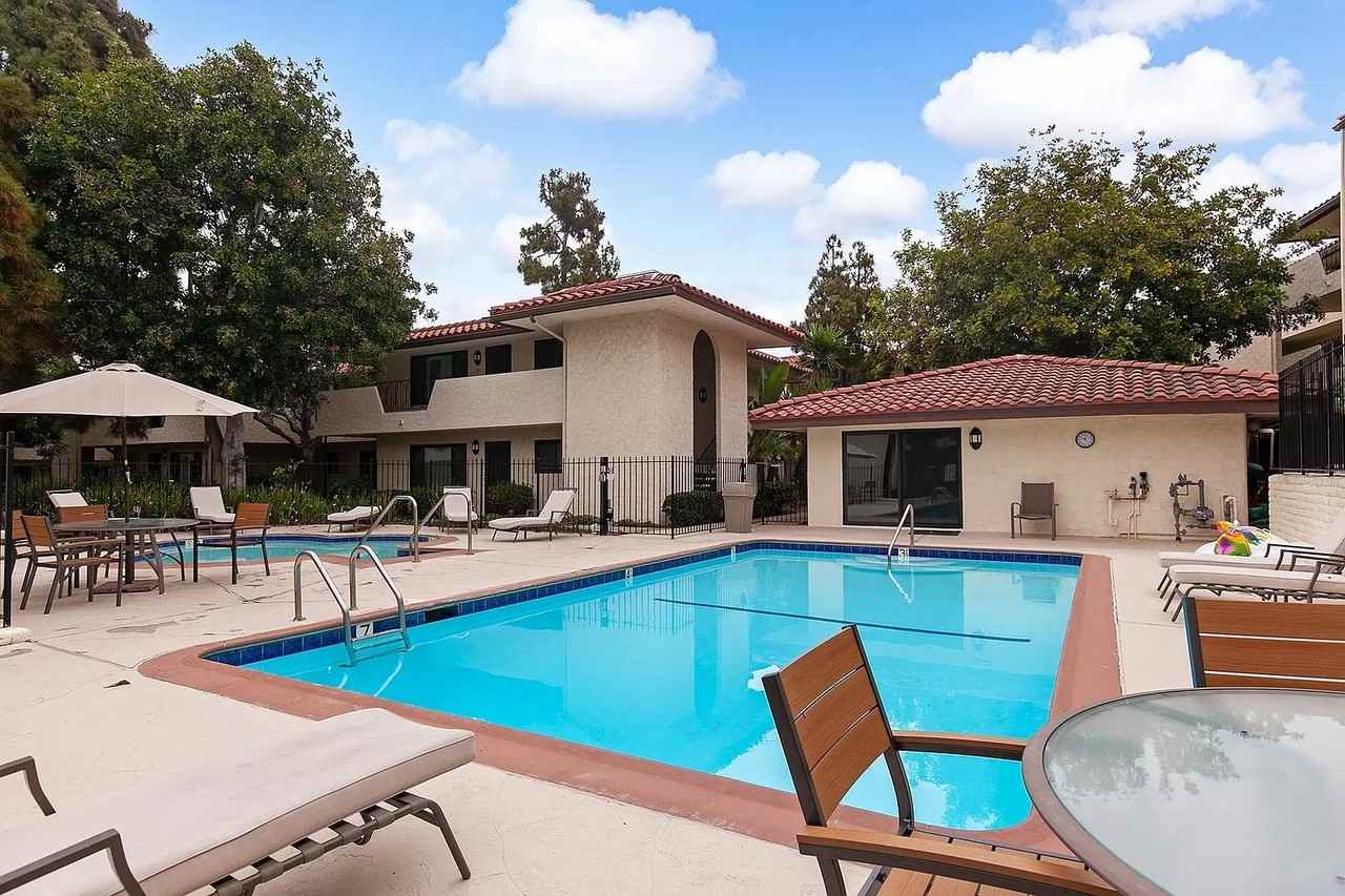 4215 Asher St - Photo 2 of 21