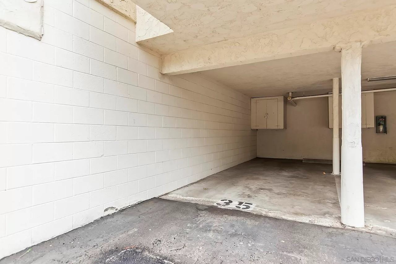 4215 Asher St - Photo 6 of 21