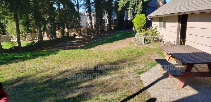 5215 53rd St W - Photo 3 of 12