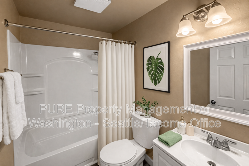 15501 Grant Ave Sw #3 - Photo 2 of 4