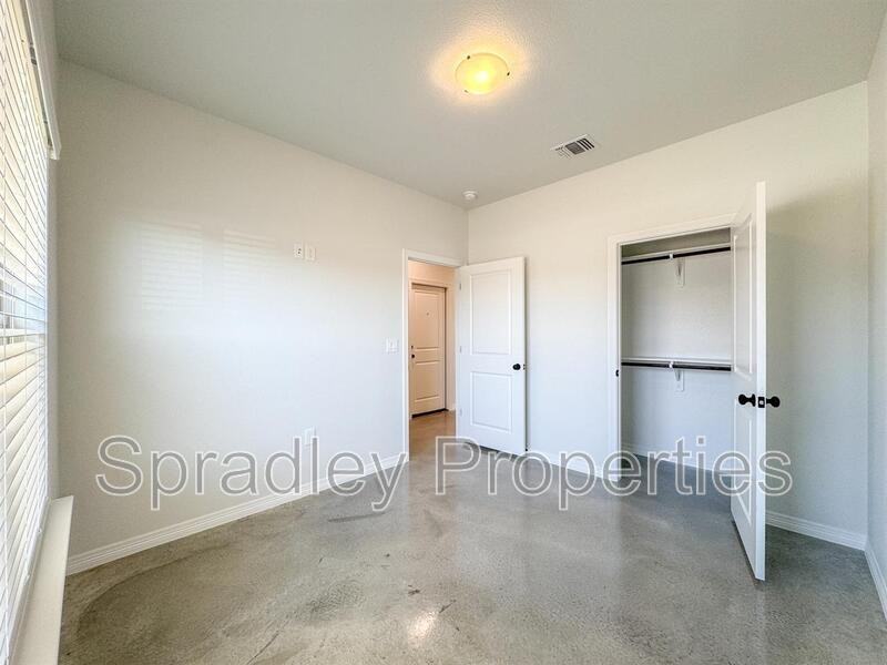 205 Juniper Dr Unit B - Photo 5 of 20