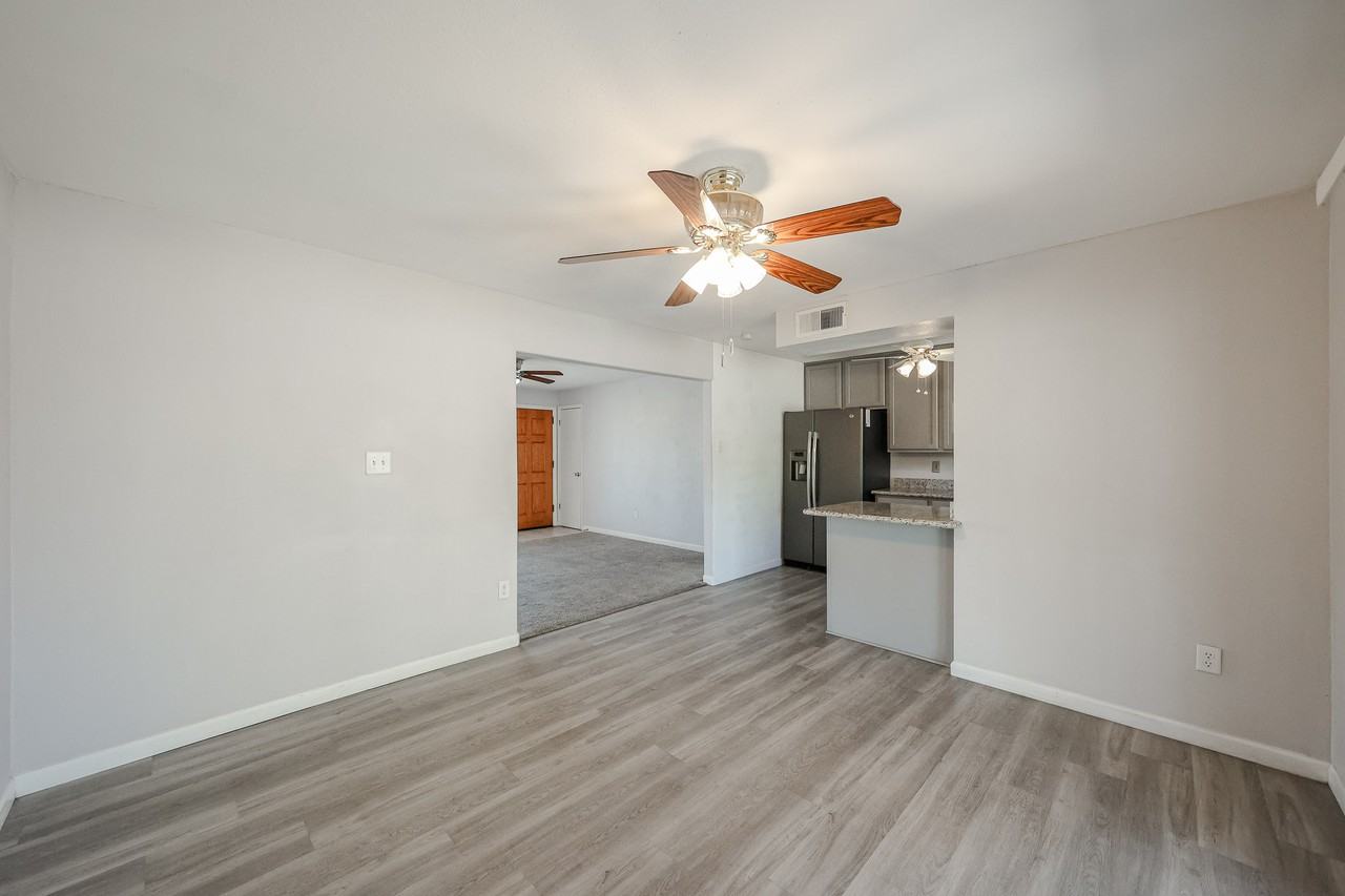 1246 E Marny Rd - Photo 4 of 35