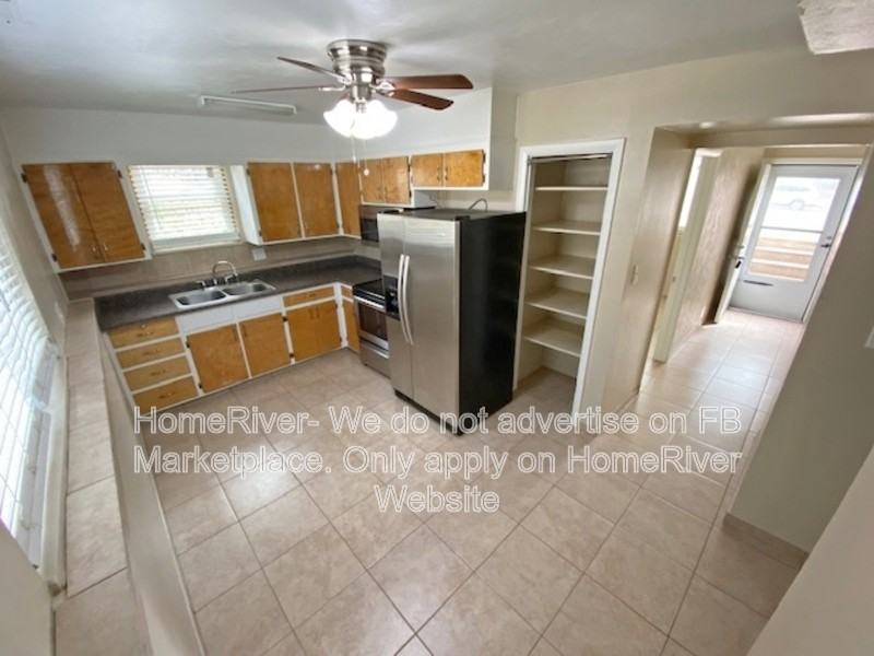 2322 1/2 Cooper Ave - Photo 3 of 14