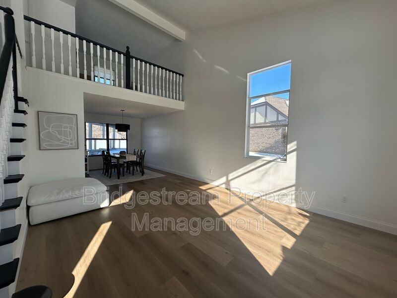 3129 Turtlebrook Ct - Photo 4 of 24