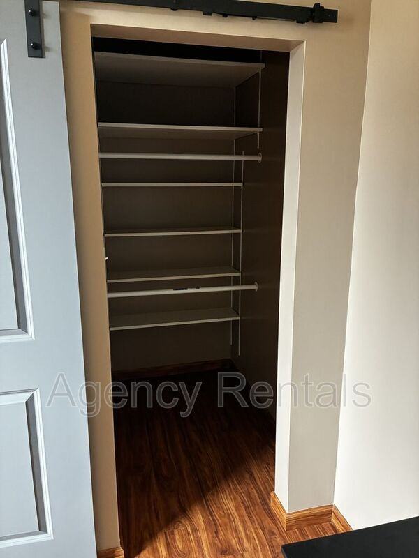 1407 Pensacola St #105 - Photo 7 of 18