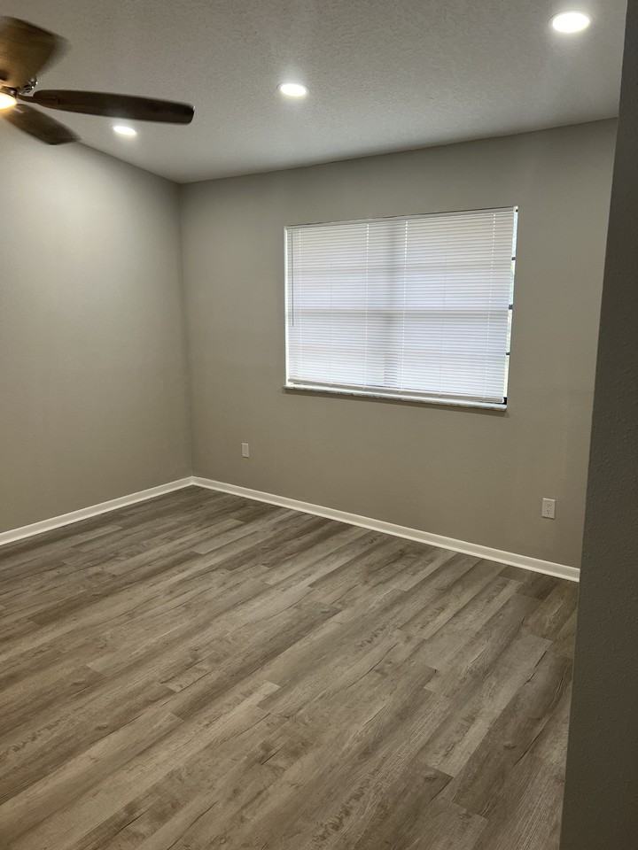 37235 Orange Valley Ln #5 - Photo 7 of 10