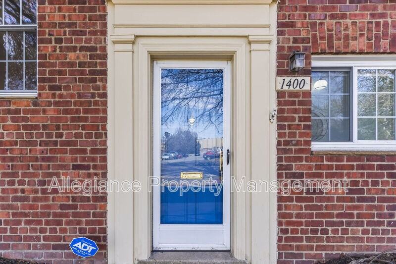 1400 Martha Custis Dr - Photo 3 of 47