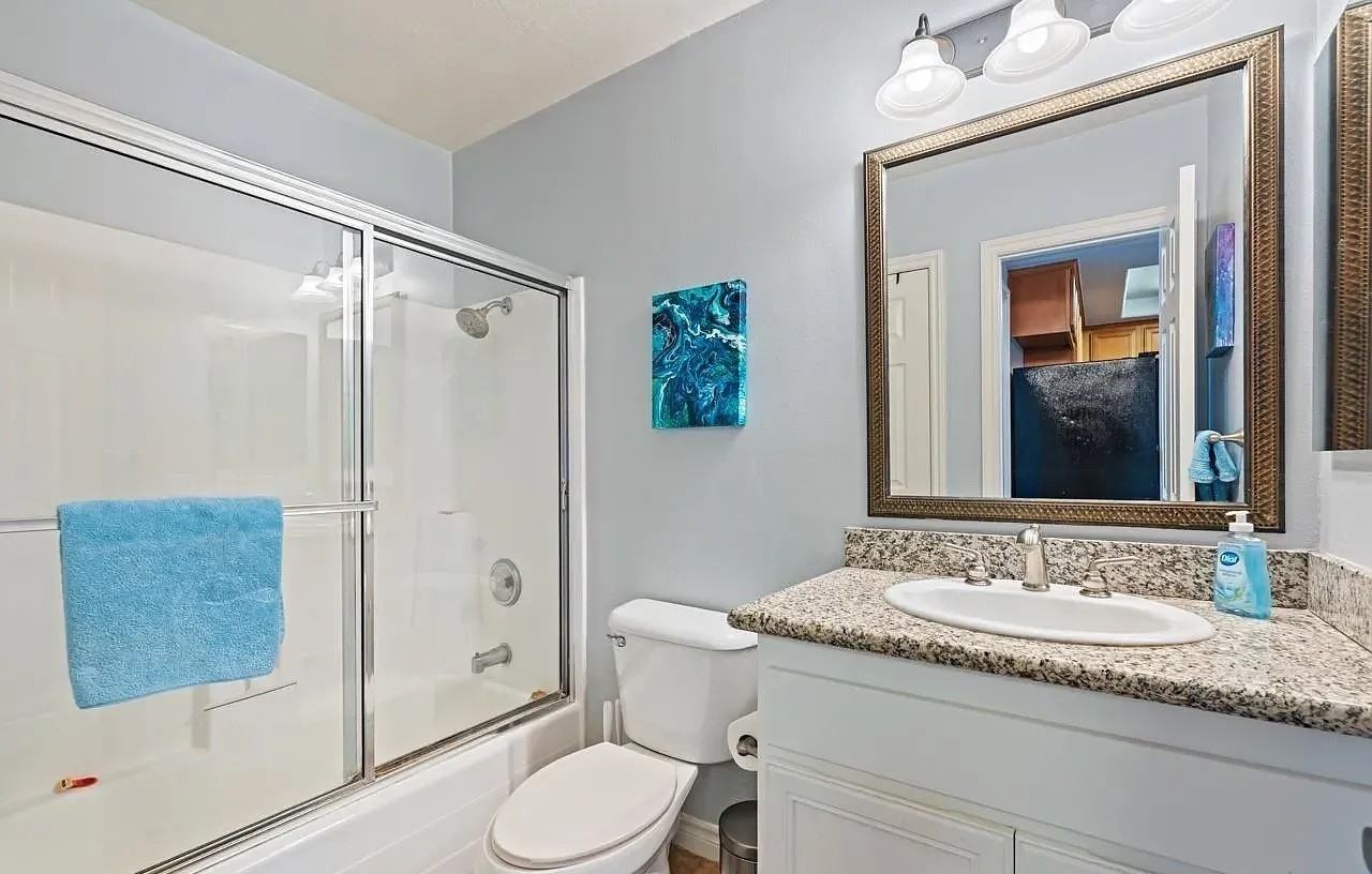 4230 48Th St - Photo 7 of 7