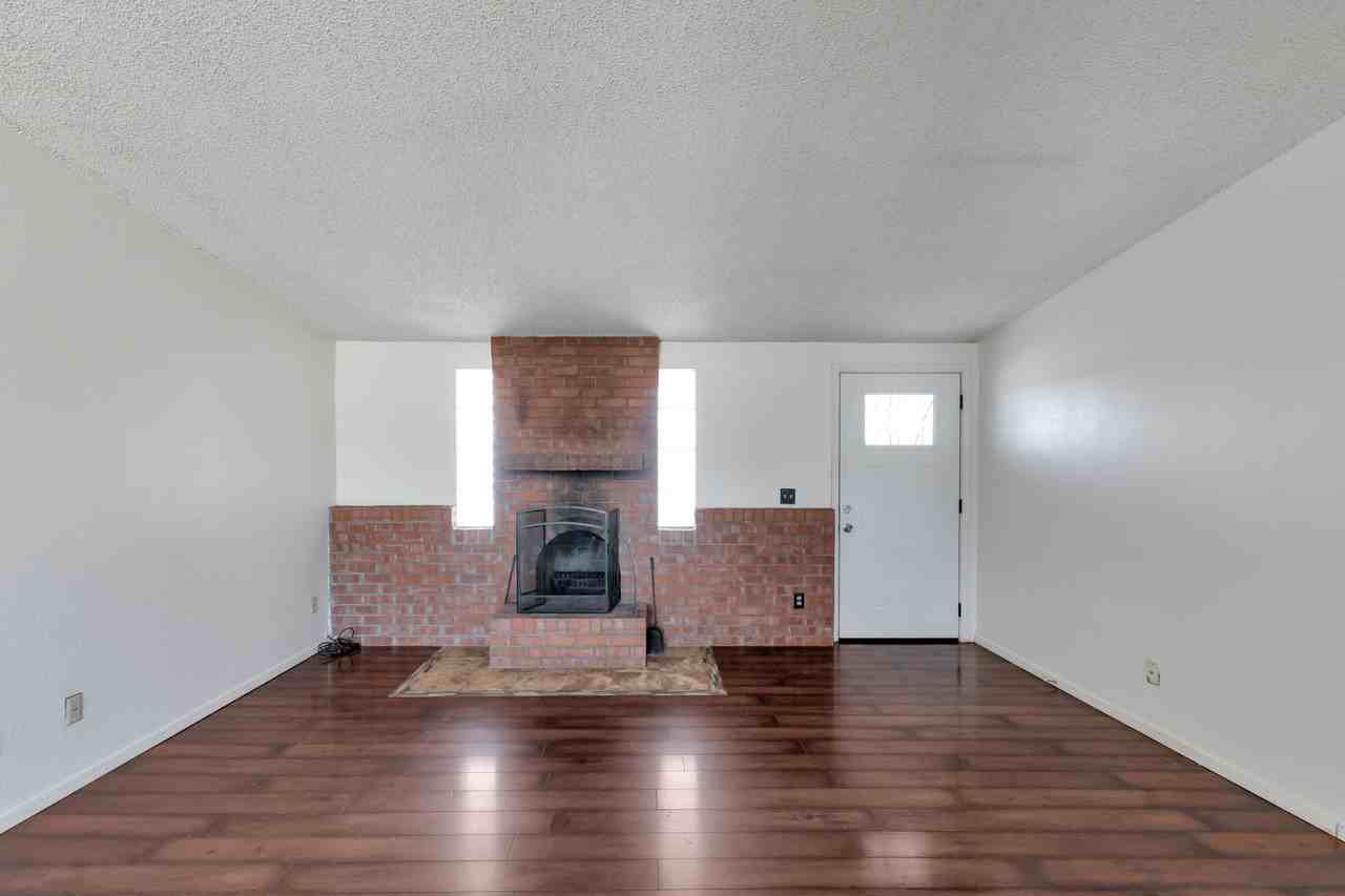 9801 E Nicaragua Pl - Photo 2 of 27