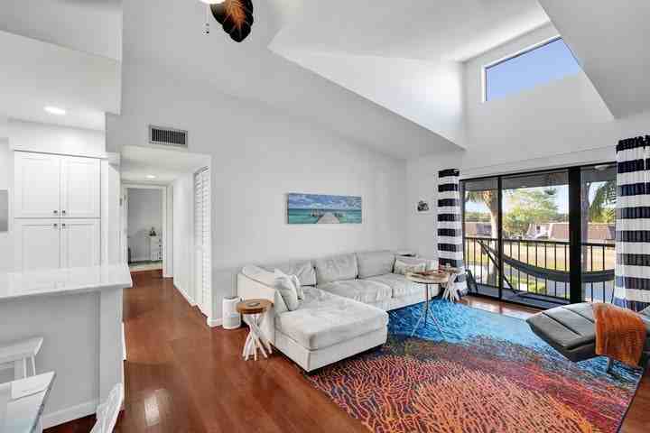 1008 Green Pine Boulevard #D3 - Photo 7 of 9