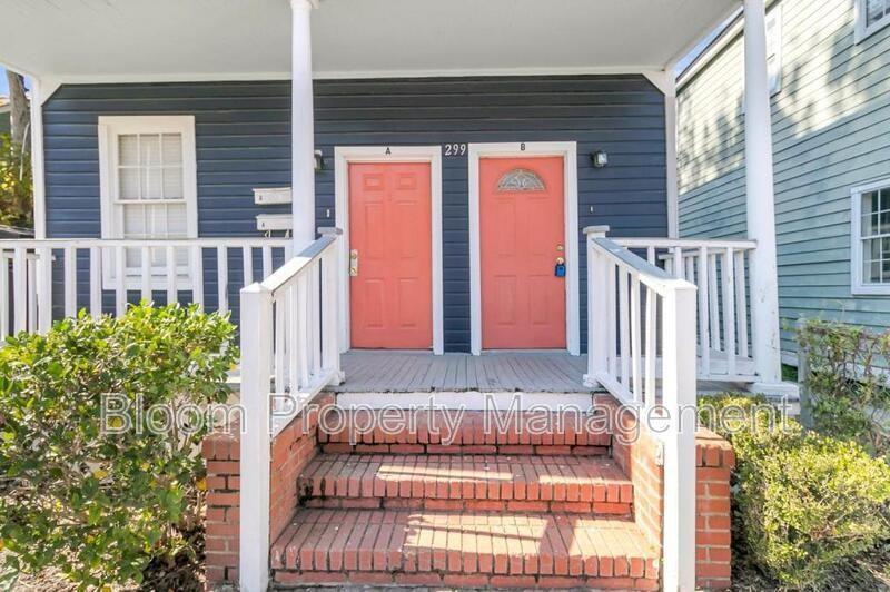 299 Coming St #A - Photo 5 of 32