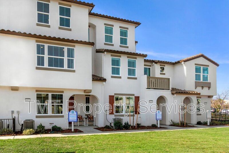 2958 Valbonne Walk - Photo 3 of 50