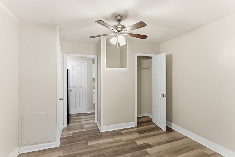 109 N Cruze St - Photo 3 of 10