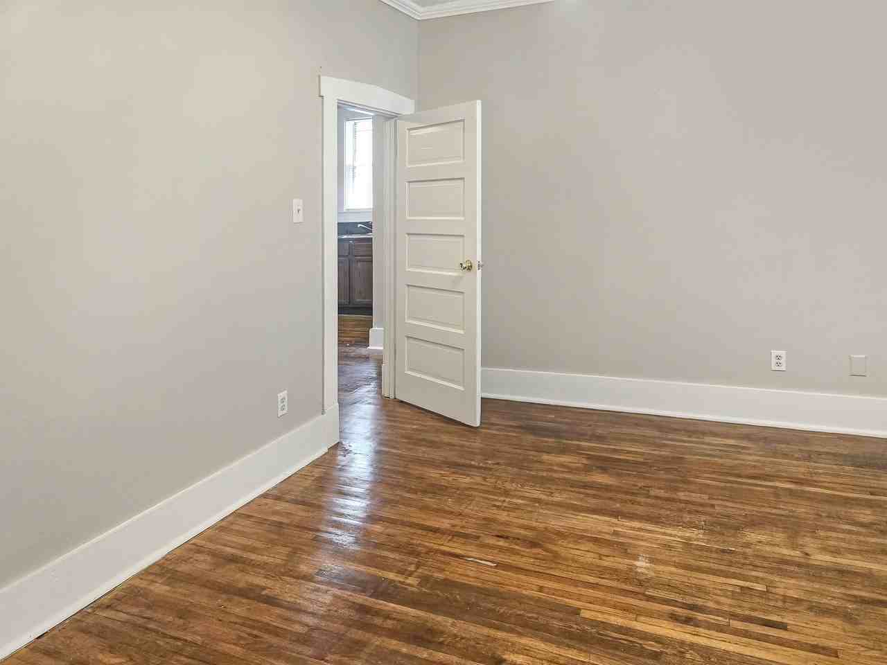 1534 N Parkway #2 - Photo 3 of 16