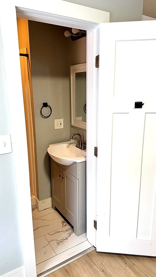 2325 Oak St #23-1 - Photo 4 of 10