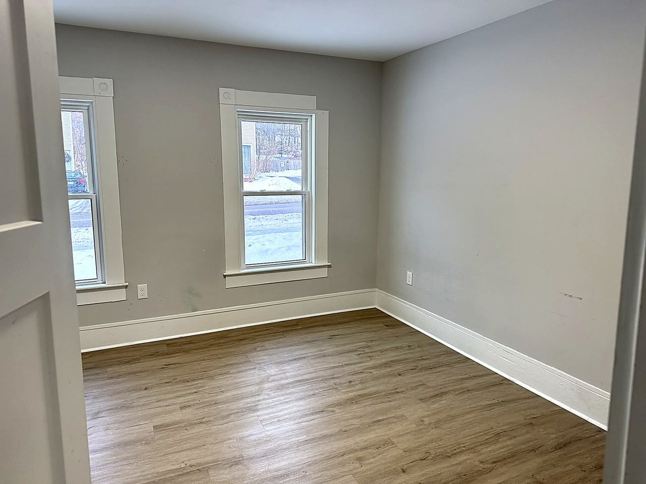 2325 Oak St #23-1 - Photo 6 of 10