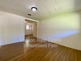 featured image of 323 W 83rd St