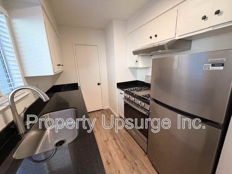 2045 Shasta St #11 - Photo 6 of 26