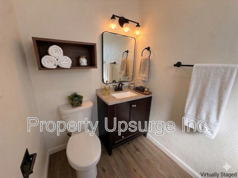 2045 Shasta St #11 - Photo 7 of 26