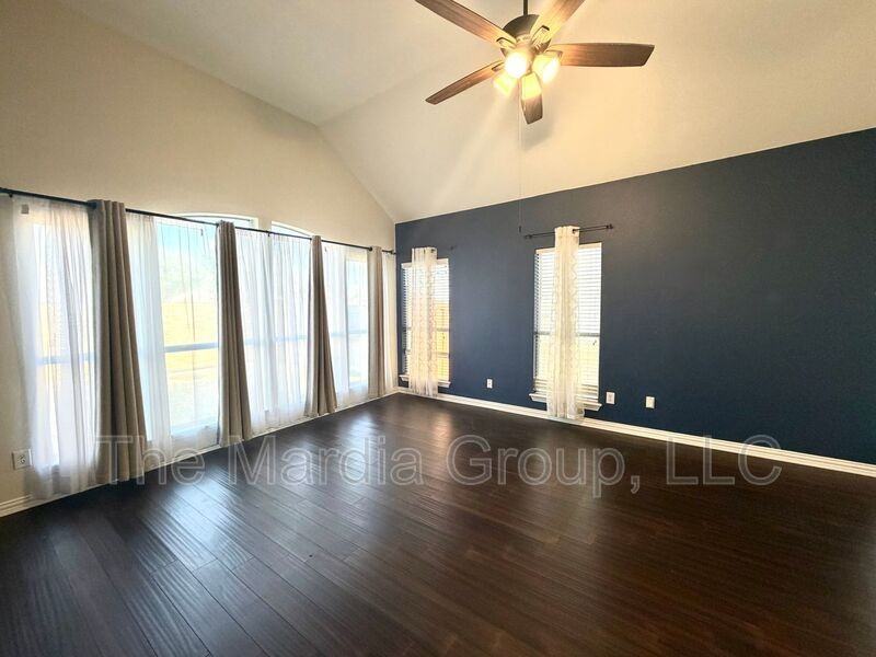 7236 Tolosa - Photo 7 of 21