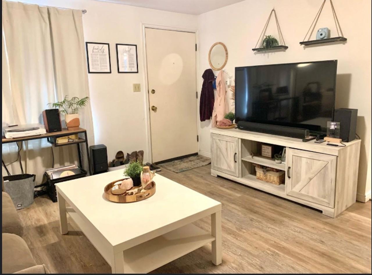 423 S State St #102 - Photo 3 of 9