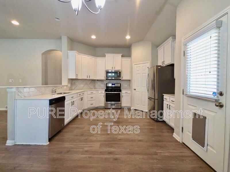 13208 Mariscan St - Photo 5 of 22