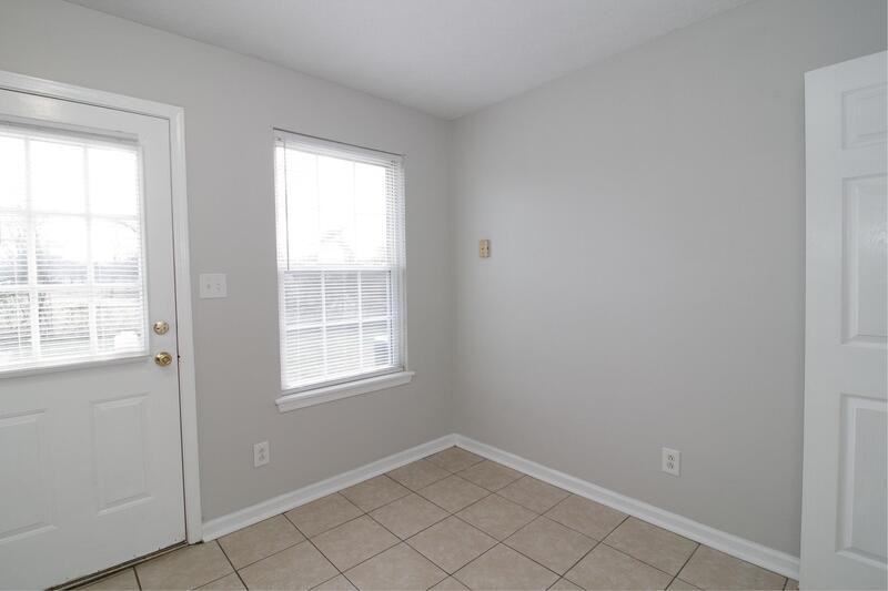 303 Ashley St #NA - Photo 4 of 15