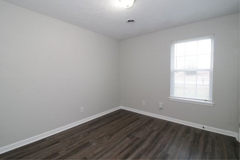 303 Ashley St #NA - Photo 6 of 15