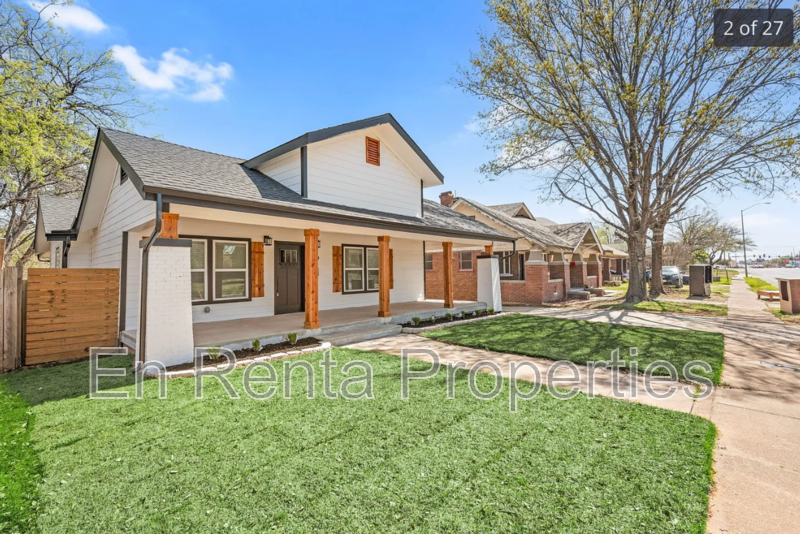 3329 Hemphill St - Photo 3 of 27