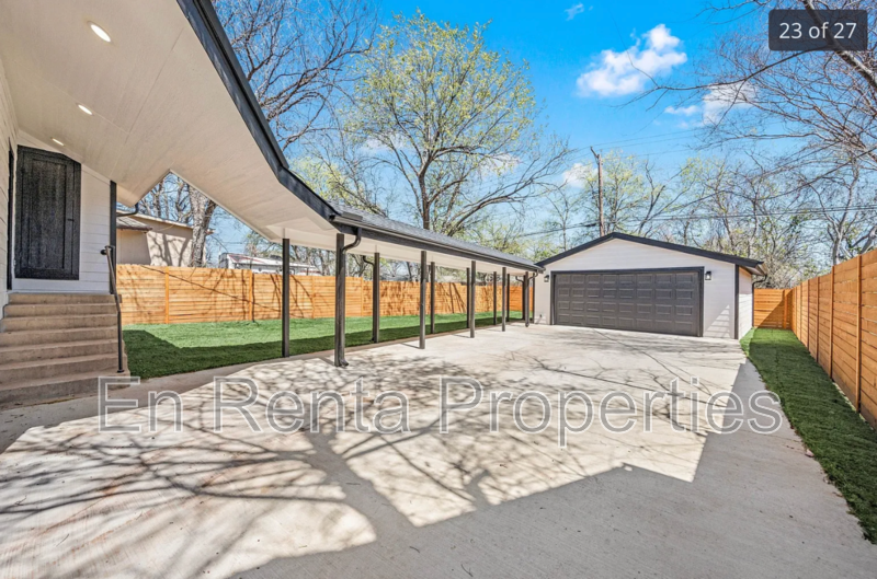 3329 Hemphill St - Photo 4 of 27