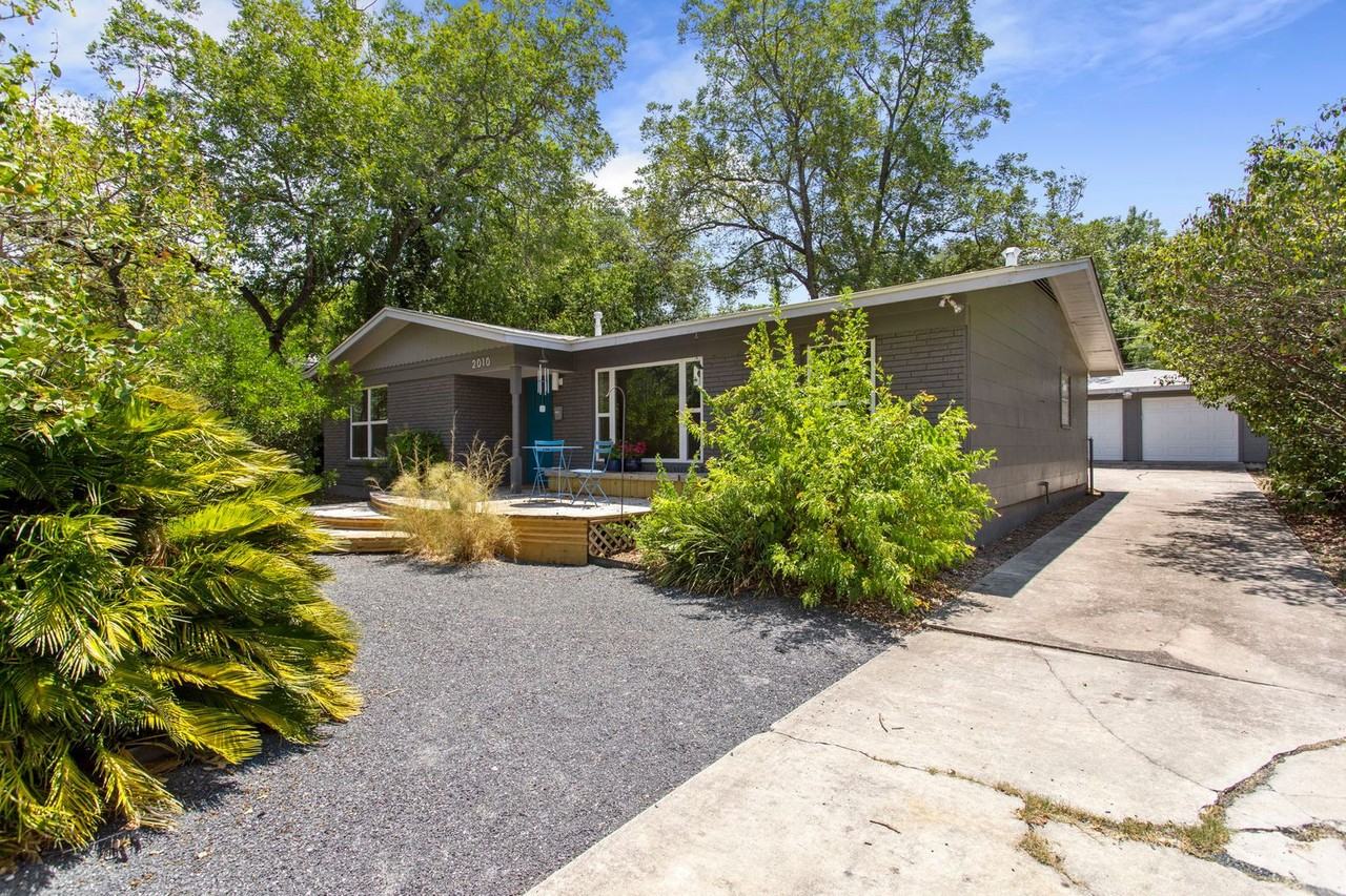 2010 Edgehill Dr - Photo 3 of 27