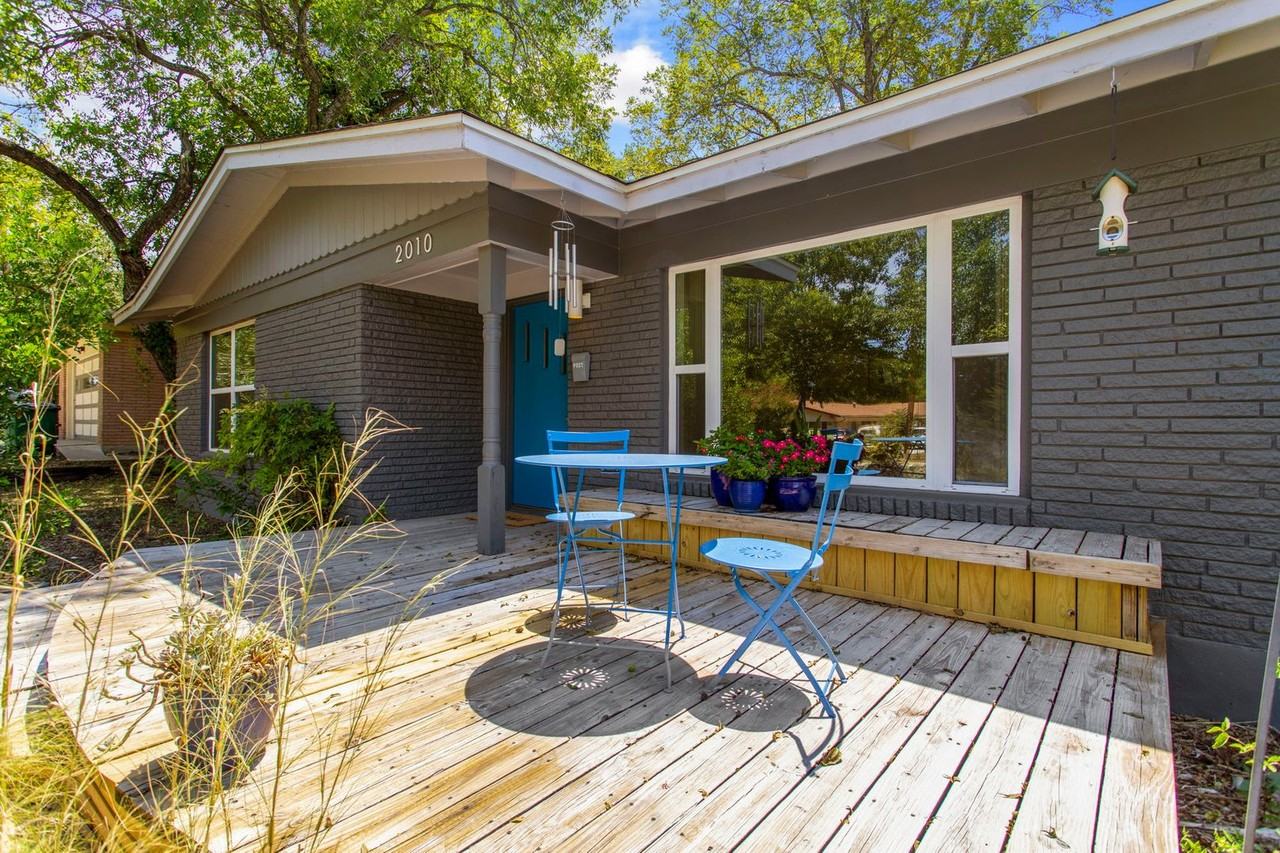 2010 Edgehill Dr - Photo 4 of 27