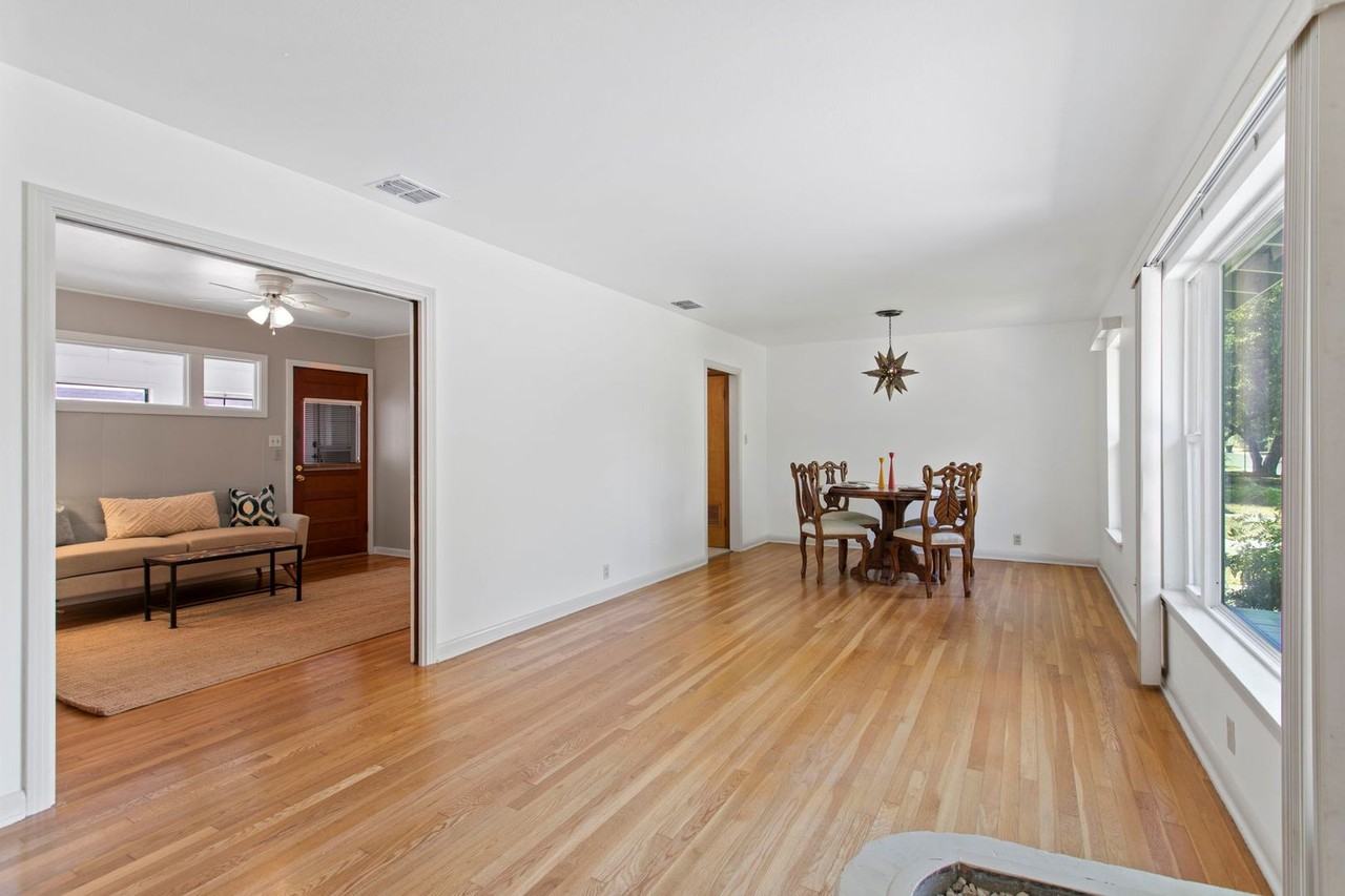 2010 Edgehill Dr - Photo 6 of 27