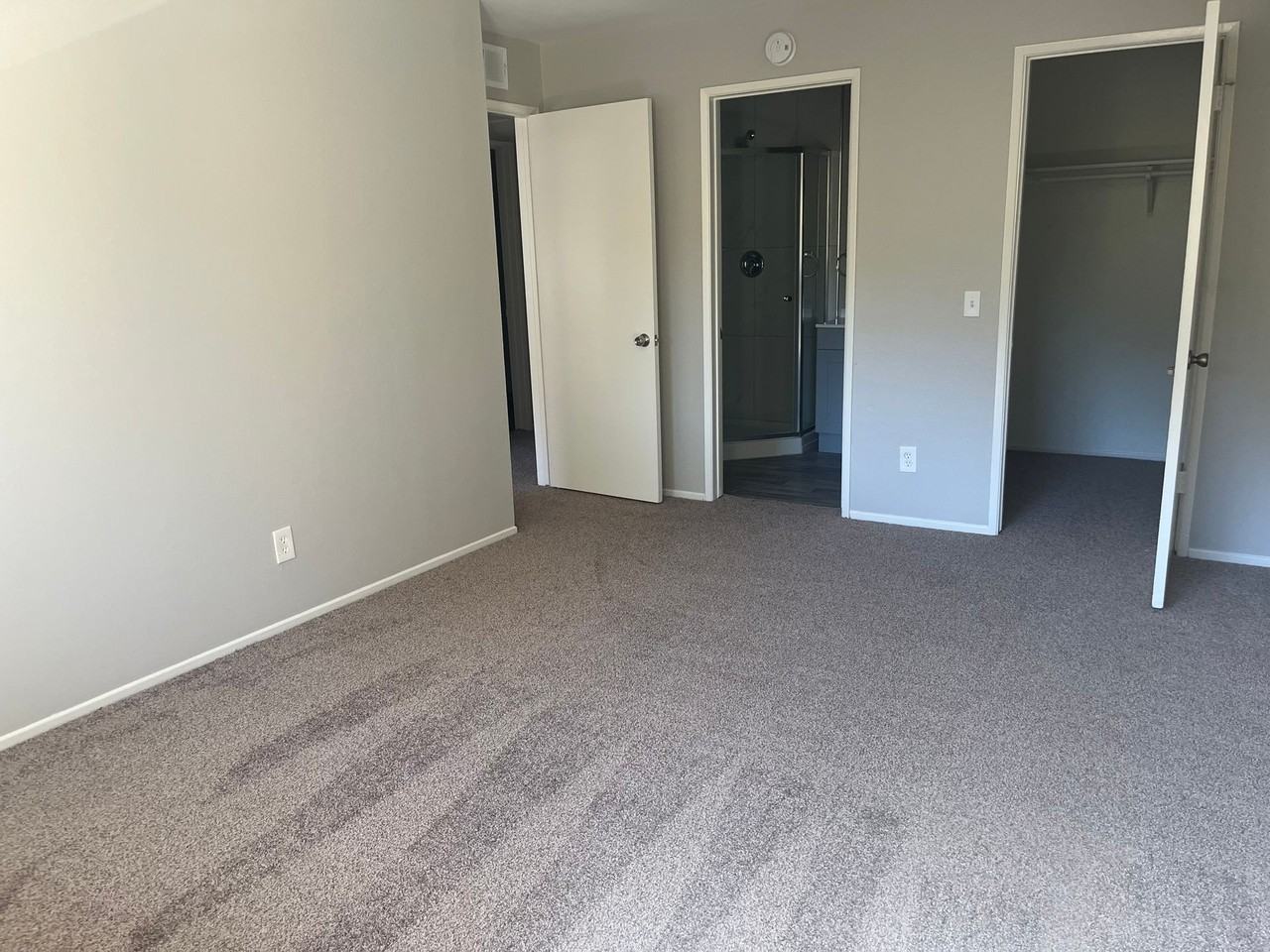 951 WARWICK AVENUE - Photo 4 of 4