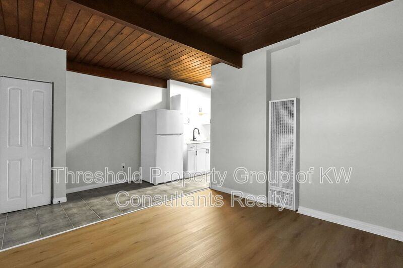 3205 Joan Rd #H - Photo 4 of 20